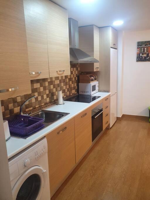 4F, Aire Acondic, 80M2, 2 Dormitorios, 4 Huespedes, Wifi Gratis La Línea de la Concepción 外观 照片