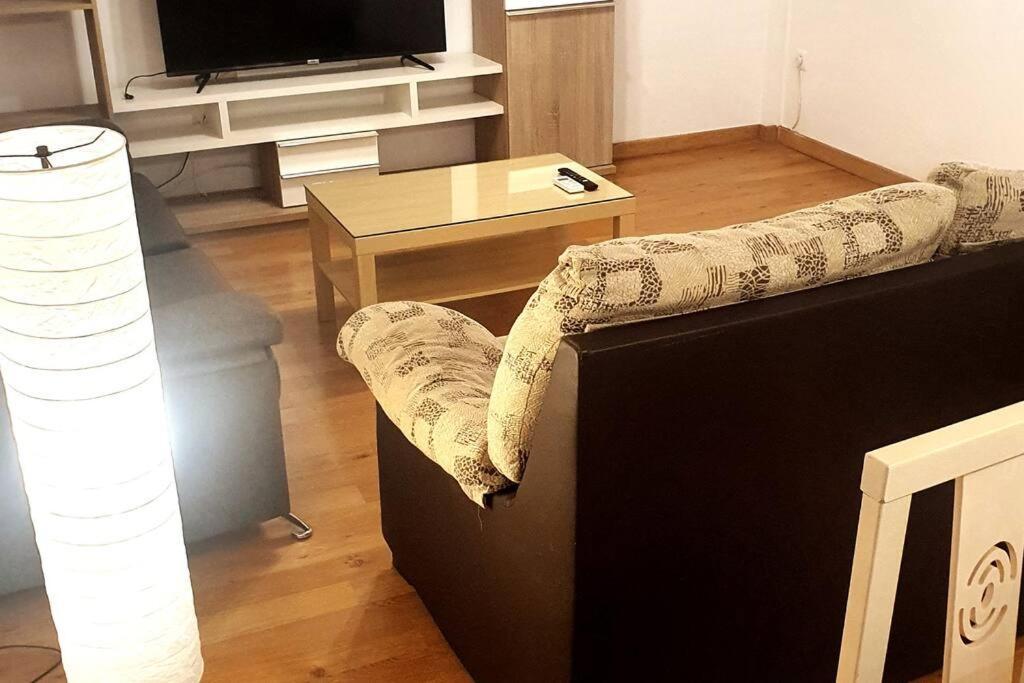 4F, Aire Acondic, 80M2, 2 Dormitorios, 4 Huespedes, Wifi Gratis La Línea de la Concepción 外观 照片